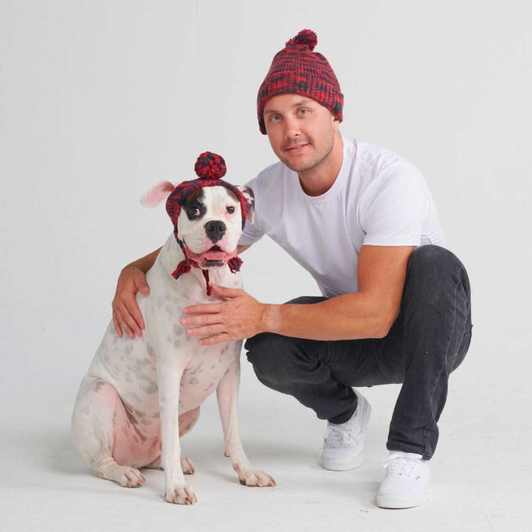 Knit Matching Human Pom Hats - Image 7